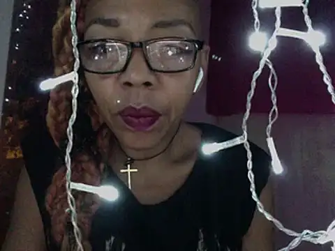 Ladyzee25 online show from March 2026 09:31:02 AM