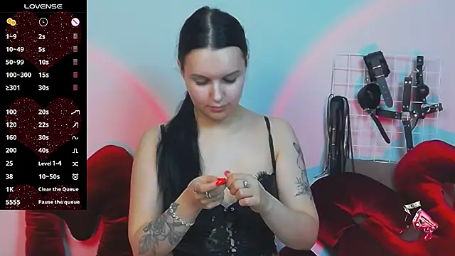 Miss Vic online show from September 2025 03:34:02 PM