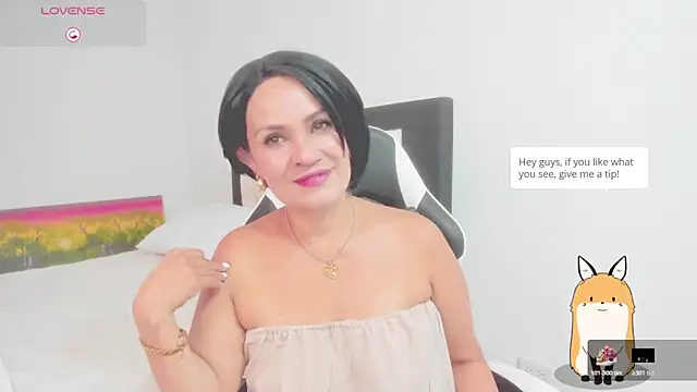 CarolinneFiotti online show from February 2026 02:44:02 PM