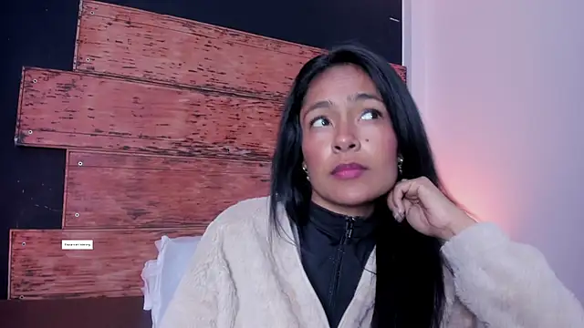 Fernanda liie  online show from July 2026 12:55:01 PM
