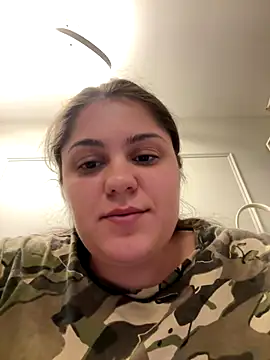 Layla- online show from October 2025 02:34:01 AM