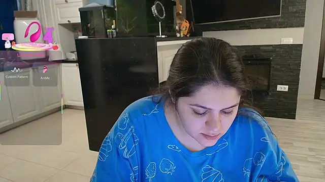 Layla- online show from February 2026 10:54:01 AM