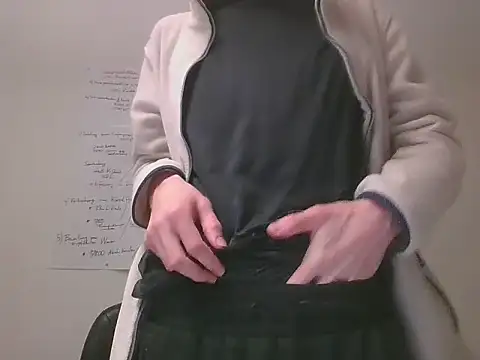 Snapshot of xy_monkeyBigCock chatting on March 2026 03:30:01 PM xy monkeyBigCock online show from March 2026 03:30:01 PM