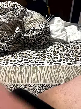 Snapshot of Mpampi chatting on November 2025 06:23:02 PM Mpampi online show from November 2025 06:23:02 PM