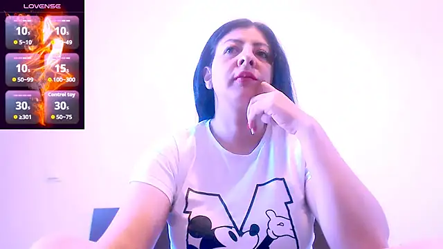 Snapshot of Alina_eve chatting on October 2025 07:49:02 AM Alina eve online show from October 2025 07:49:02 AM