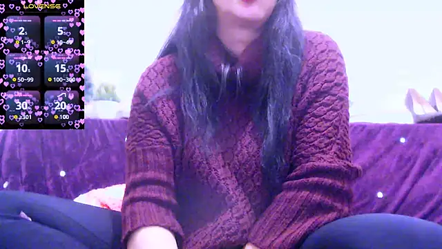 Snapshot of Alina_eve chatting on October 2025 09:38:01 PM Alina eve online show from October 2025 09:38:01 PM