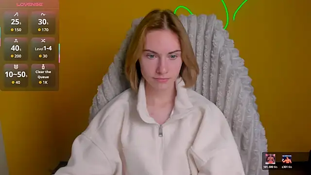 Fiona Night online show from December 2025 12:11:02 PM