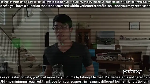 Snapshot of yetieater chatting on January 2025 09:18:01 PM yetieater online show from January 2025 09:18:01 PM