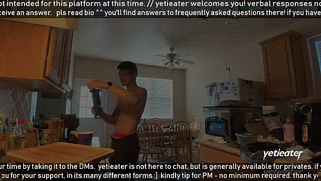 Snapshot of yetieater chatting on February 2026 02:17:02 PM yetieater online show from February 2026 02:17:02 PM