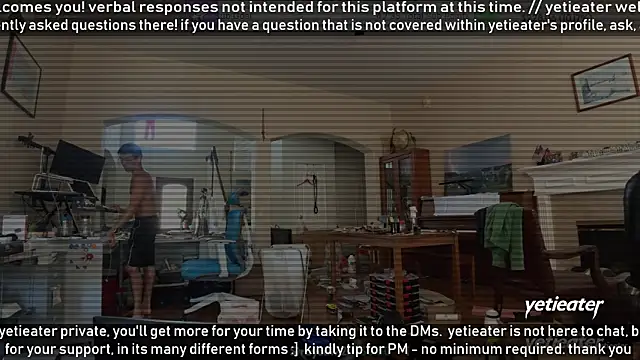 Snapshot of yetieater chatting on May 2026 04:36:01 PM yetieater online show from May 2026 04:36:01 PM
