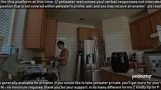 Snapshot of yetieater chatting on May 2026 06:59:01 PM yetieater online show from May 2026 06:59:01 PM