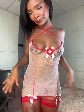 PinkyMoon online show from December 2025 05:20:01 PM