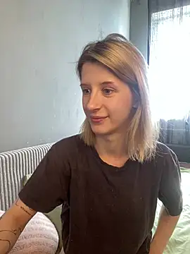 amorearte m online show from March 2025 11:21:02 AM