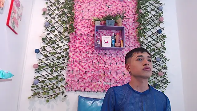 Snapshot of willians___0 chatting on October 2025 03:48:01 AM willians   0 online show from October 2025 03:48:01 AM