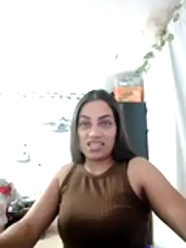 Ehilyn online show from October 2025 11:04:02 PM