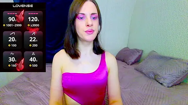 Nicole Redfields online show from March 2026 05:44:01 AM