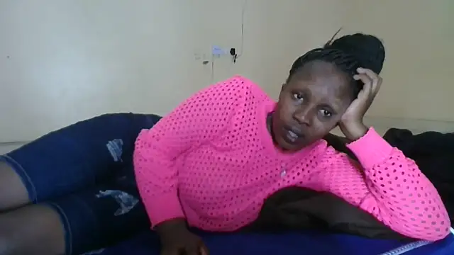 Snapshot of Squirt_Goddesss chatting on December 2025 07:27:02 AM Squirt Goddesss online show from December 2025 07:27:02 AM