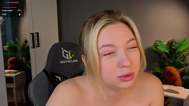 christie luv online show from February 2026 11:06:02 AM