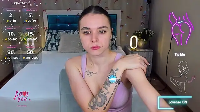 EmelyMason online show from December 2025 12:45:02 PM