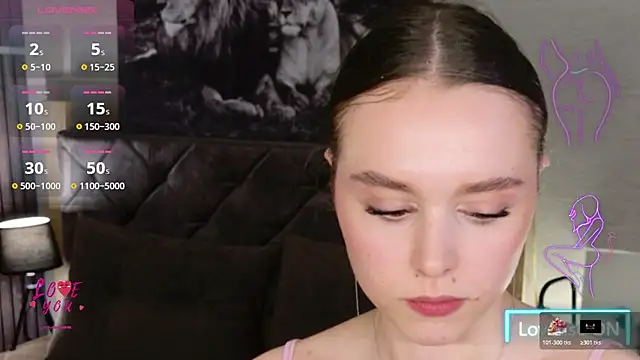 Snapshot of EmelyMason chatting on April 2026 06:16:02 AM EmelyMason online show from April 2026 06:16:02 AM