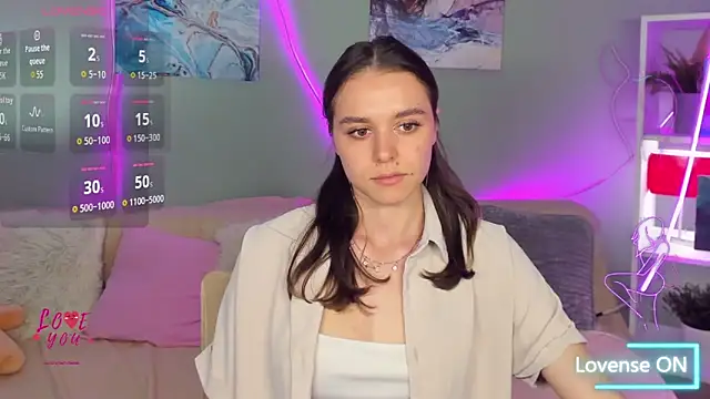 Snapshot of EmelyMason chatting on May 2026 07:37:02 AM EmelyMason online show from May 2026 07:37:02 AM