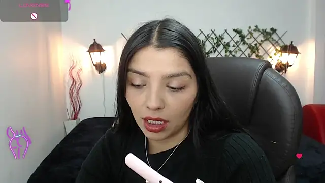 issa  nassar online show from October 2025 01:19:01 PM