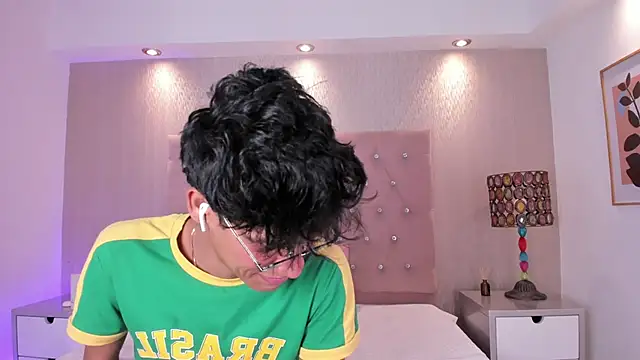 Jonas Rivers online show from March 2026 04:07:02 AM