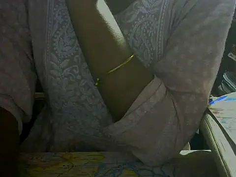 mayra89 online show from October 2025 01:05:01 AM