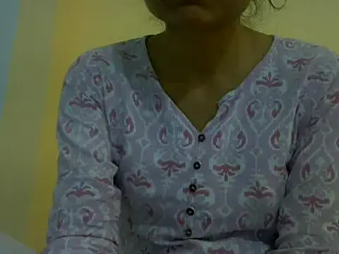 Snapshot of mayra89 chatting on February 2026 03:10:01 PM mayra89 online show from February 2026 03:10:01 PM