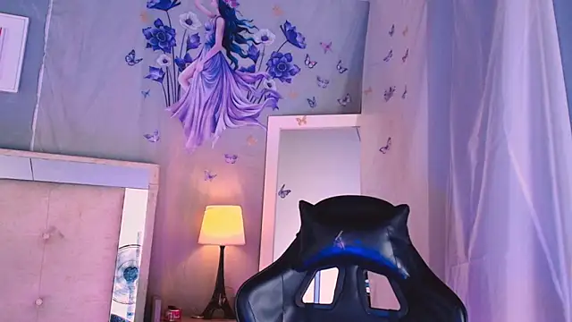 Emily Castillo 1 online show from April 2026 04:35:02 AM