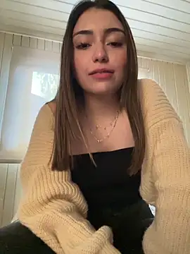 Snapshot of floooohv chatting on November 2025 10:48:02 PM floooohv online show from November 2025 10:48:02 PM