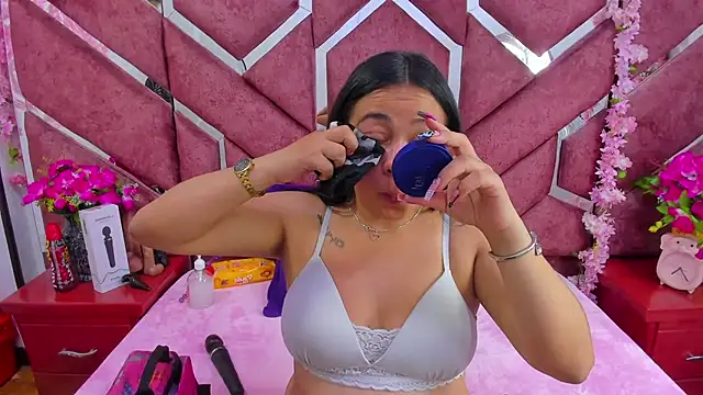  Violeta 18 online show from October 2025 03:07:02 AM