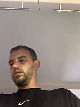 Maxpeins online show from May 2026 01:01:01 AM