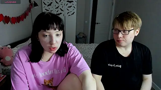 Snapshot of JayMollyy chatting on February 2026 04:32:01 PM JayMollyy online show from February 2026 04:32:01 PM