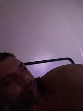 Snapshot of Nitobooy77 chatting on April 2026 06:36:01 AM Nitobooy77 online show from April 2026 06:36:01 AM