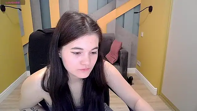 ElinaMils online show from March 2025 03:28:02 PM