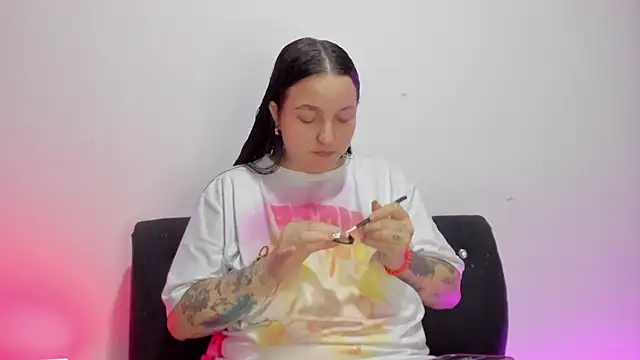 Celestte online show from April 2026 04:31:01 AM