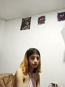 KratosAfroditacs online show from October 2025 01:39:01 AM