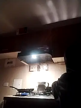 KratosAfroditacs online show from November 2025 02:53:02 PM