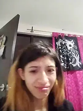 KratosAfroditacs online show from February 2026 10:37:02 PM