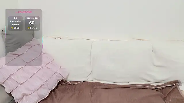 Snapshot of pppYukaqqq chatting on January 2026 11:15:01 AM pppYukaqqq online show from January 2026 11:15:01 AM