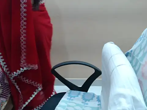 Snapshot of Surjeet_Kaur chatting on June 2026 07:33:02 AM Surjeet Kaur online show from June 2026 07:33:02 AM