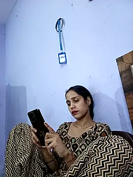 Snapshot of indiandesilive chatting on September 2025 05:02:02 PM indiandesilive online show from September 2025 05:02:02 PM