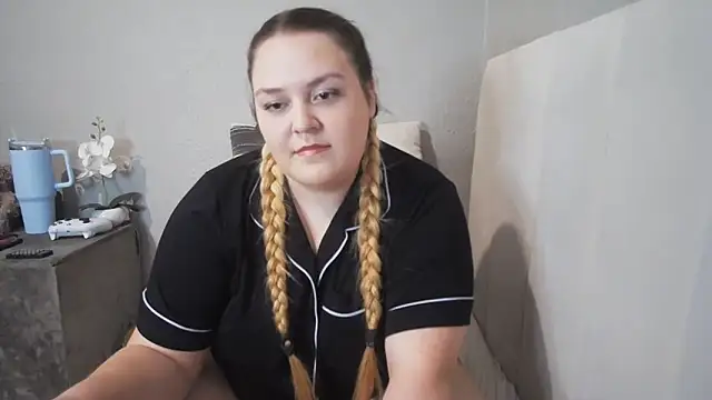 Neytjie online show from February 2026 05:57:02 PM