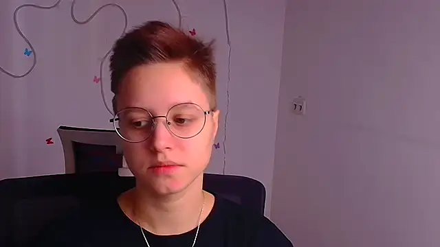 Bella Swannn online show from March 2025 12:12:01 PM