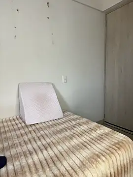 ZaraLuuv online show from January 2026 05:16:02 PM