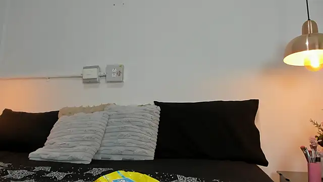 Liz ortega30 online show from March 2026 12:00:01 PM