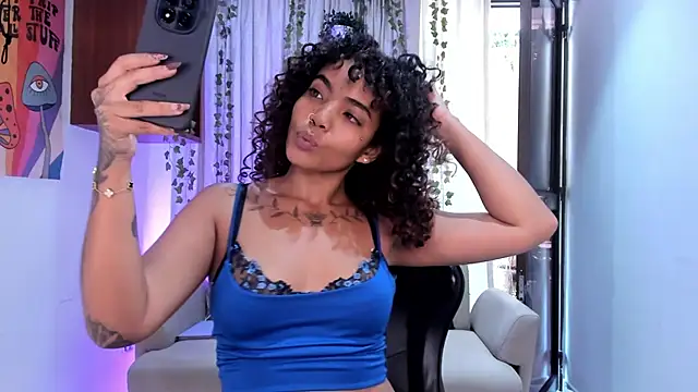 SarahLynn7 online show from March 2026 06:41:02 PM