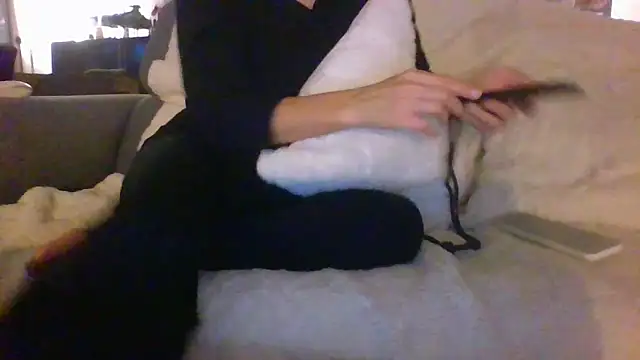 Valentinette online show from December 2025 08:48:01 PM