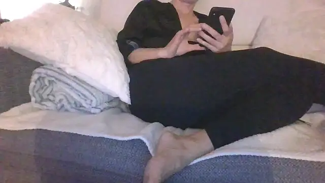 Valentinette online show from March 2026 08:03:01 PM